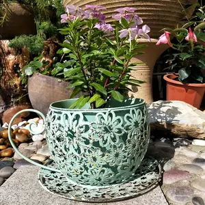 Vintage Coffee Cup Design Flower Pot, Hollow-Out Flower Pot, Decorative Iron Art Planter for Indoor & Outdoor Use, Floral Pattern