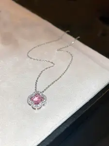 Women's Four-Leaf Clover Pendant Necklace, Titanium Steel Hypoallergenic Design, Sparkling Rhinestone Accents, Perfect Gift for Women