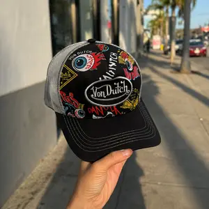 Von Dutch Graffiti Trucker Cap – Premium Snapback Mesh Baseball Hat, Embroidered Logo Graphic Streetwear Limited Edition 2026, Adjustable Unisex Gorra, Urban Fashion Statement, Perfect for TikTok Style