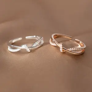 Minimalist Intertwined Knot Sparkle Ring for Women, Dainty Polished Crisscross Band Ring, Elegant Adjustable Statement Ring, Trendy Aesthetic Daily Wear Jewelry, Timeless Anniversary Gift for Her