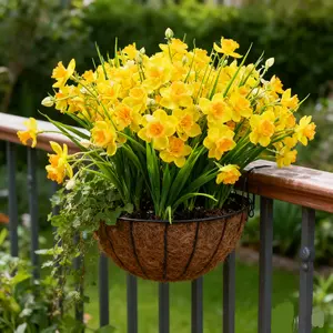 Elegant Artificial Daffodil Flowers, UV Resistant Realistic Decor, Fake Flowers Outdoor, Perfect for Flower Pots, Porch, Balcony, Garden, Home Decoration