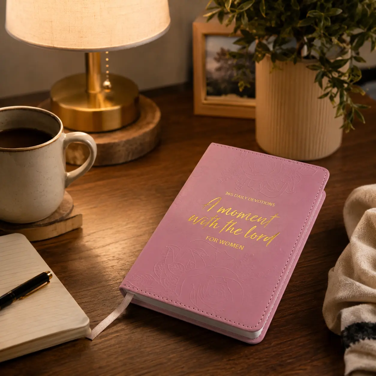 One Minute with God for WoMen, 365 Days Devotional Journal, Portable Daily Reflections NoteBook, Perfect Gift for Holidays Birthdays Christmas New Year, Self Improvement Journal