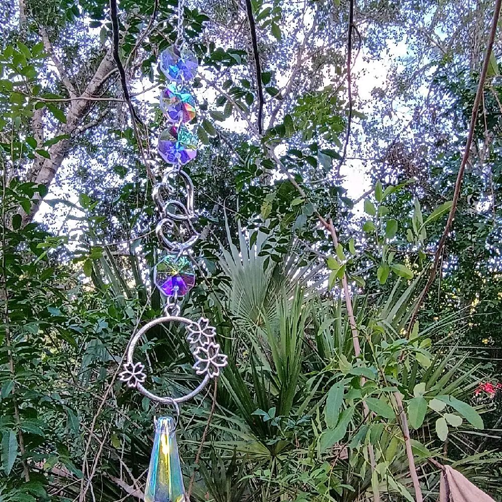 Crystal Sun Catcher, Hanging Prism Decor for Windows, Colorful Light Refracting Ornament for Home Decoration