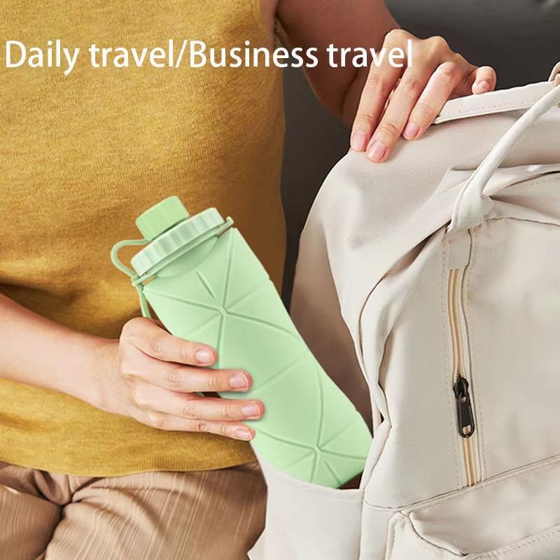 21oz Collapsible Silicone Water Bottle, Leakproof Foldable Travel Water Bottle, Portable Reusable Squeeze Water Bottle for Gym, Hiking, Running, Outdoor Sports