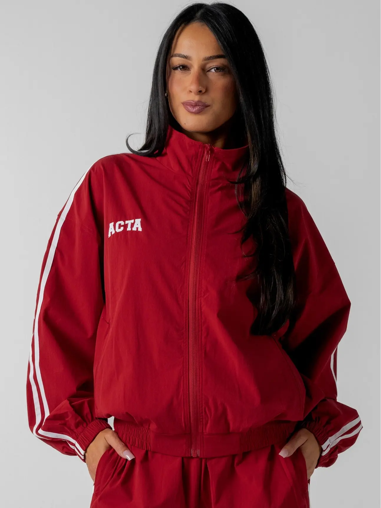 ACTA Jacket - Lightweight Downy Feel, Full-Length Zipper, High-Neck Collar for Wind Protection