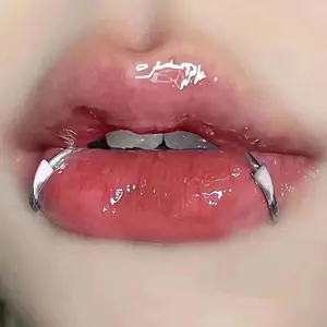 Stainless Steel Vampires Lip Cuff Non Piercing Lip Clip for Women Men Punk Silver Color Sharp Teeth Lip Clip Halloween Jewelry
