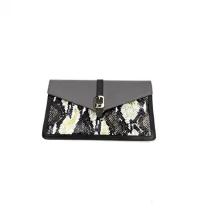 Pre-owned FENDI As Shown Small Leather Goods HZ1665 Bustina envelope clutch 26.02.26