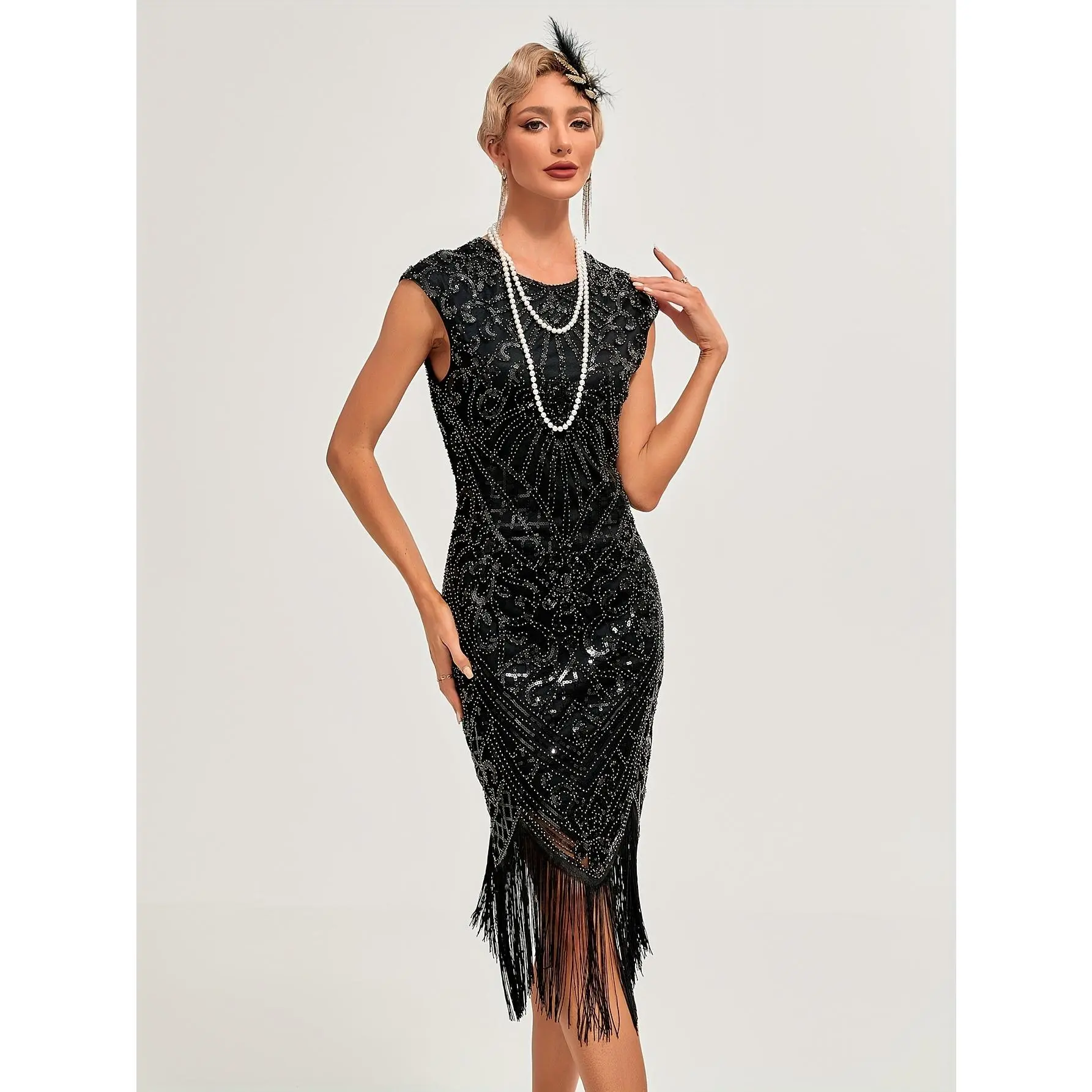 Women's Vintage 1920s Fancy Sequin Flapper Dress - V-Neck, Short-Sleeve Polyester with Tassels, Glam Style, Party Fit - Ideal for Themed Parties, Gatsby Balls, Watch Party