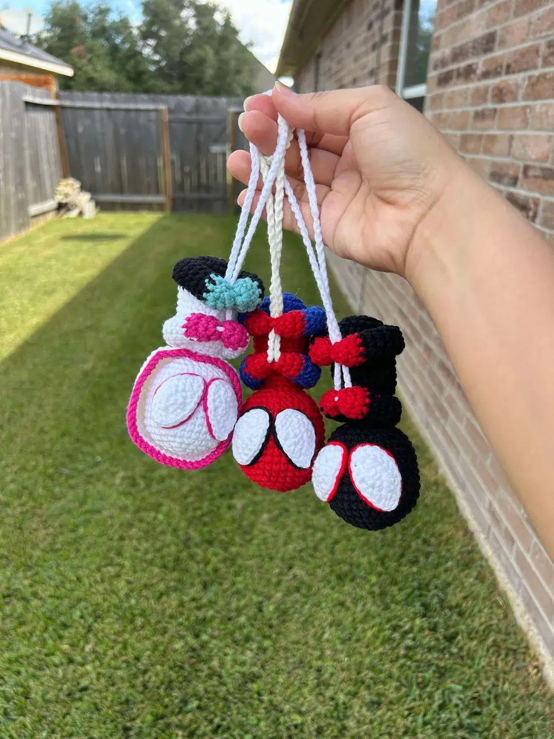 Handmade Cute Crochet Rearview Mirror Hanger - Yarn Plush Ornament, Car Trinkets, Auto Accessories, Whimsical Gifts for Room Decor, Bookshelf, Cars, Car Decor