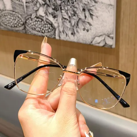 Women's Fashion Cat Eye Frame Eyeglasses, Blue Light Blocking Clear Lenses, Fashion Eyeglasses for Work and Student Use, Daily Outfit Accessory