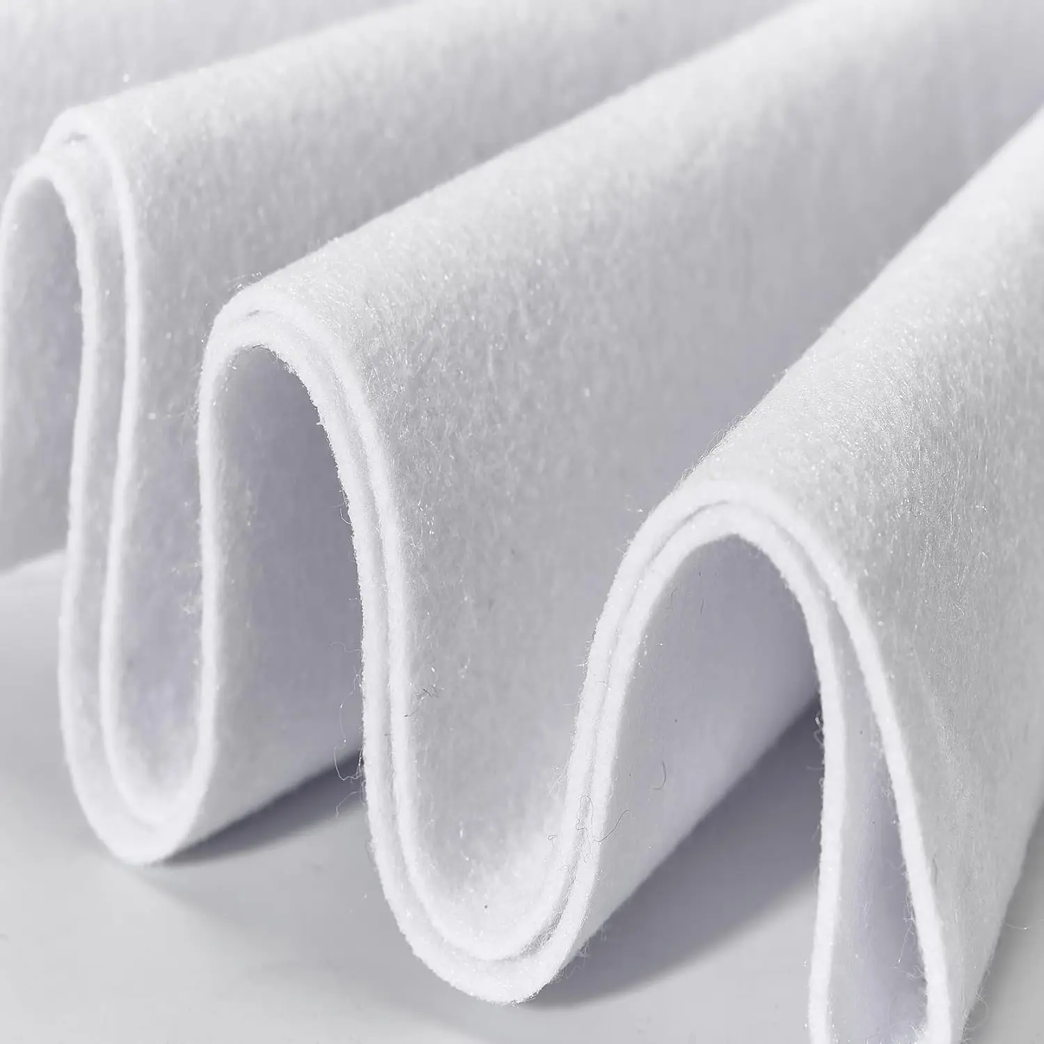 Artificial 100% Polyester Felt Fabric Roll - 18in x 36in, 1.6mm Thick, Soft Durable Easy-Cut Textile for DIY Handmade Crafts, Sewing Supplies, Fabric Rolls, Fabric Rolls Fabric