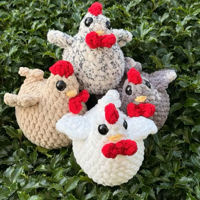 Crochet chickens