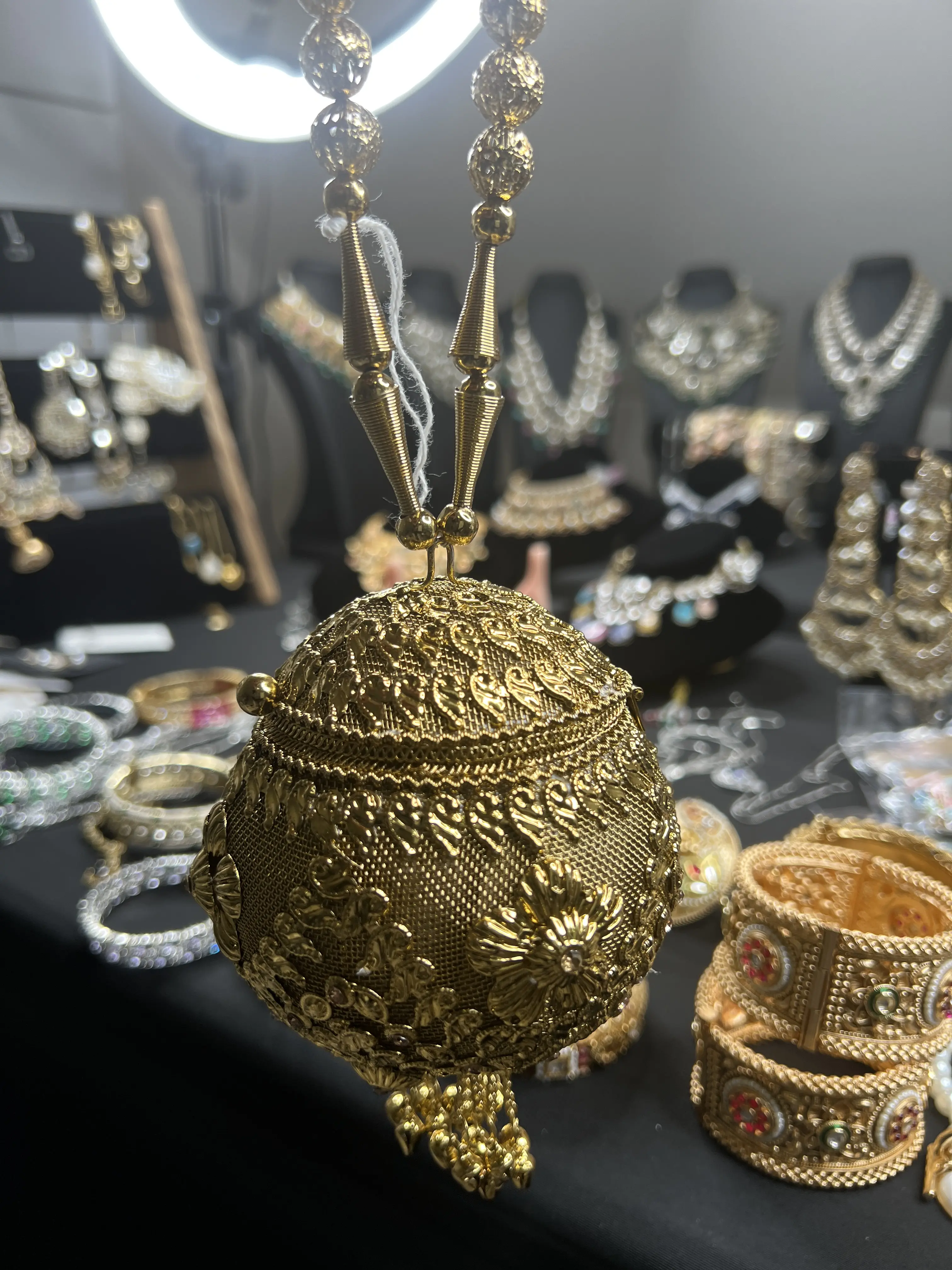 purses kashmiri