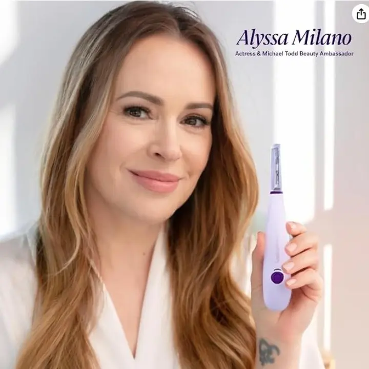 Sonicsmooth Pro+ 2-in-1 Sonic Dermaplaning & Microdermabrasion System with CLEAR GLOW Technology | Includes 16 Dermaplaning Blades + 2 Microdermabrasion Tips | At-Home Facial Exfoliation & Peach Fuzz Removal | Dermatologist Approved, Sensitive-Skin Safe