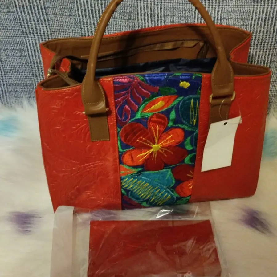 Carteras de cuero vaca