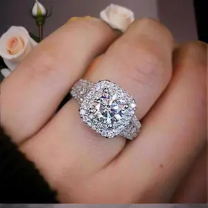 Fashionable stone rings for women