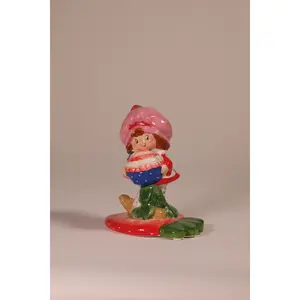 Strawberry Shortcake Sweet America Figurine
