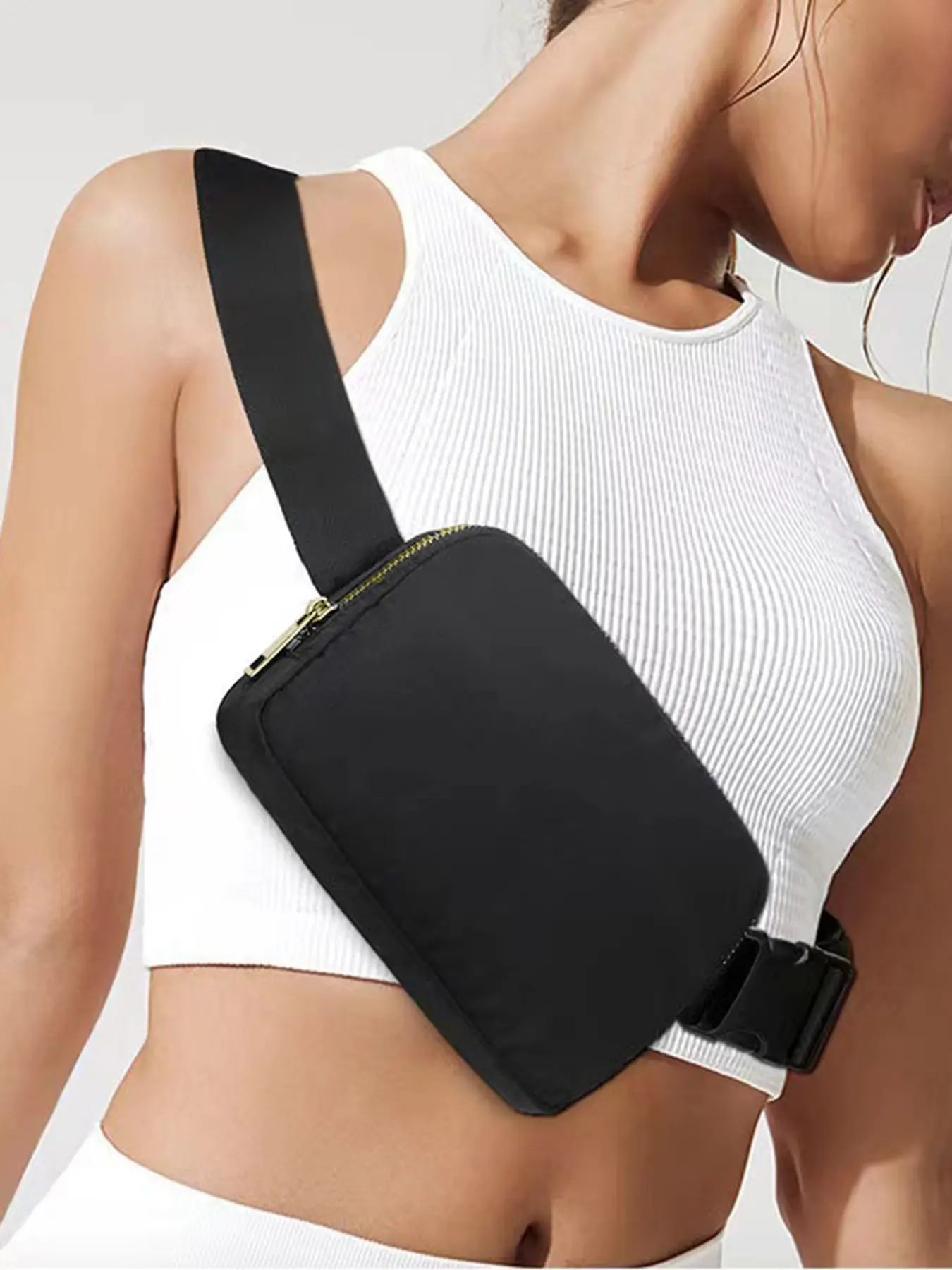 Simple, lightweight and portable women's chest bag, Zipper Fanny Pack, Zipper Belt Bag, trendy and versatile women's bag, casual and simple pure color classic style women's bag, suitable for commuting, shopping, sports and other occasions