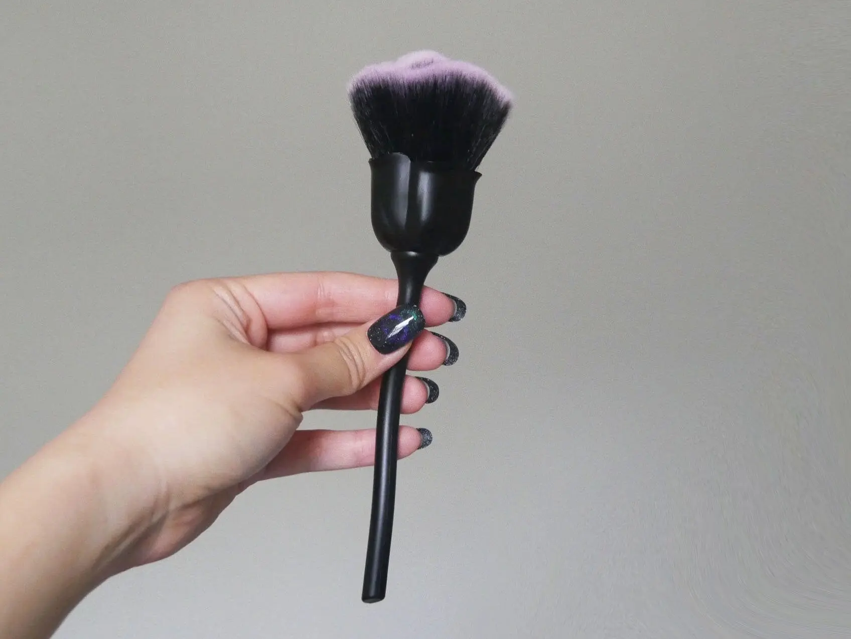 Rose Wand Dust Powder Removal Nail Brush