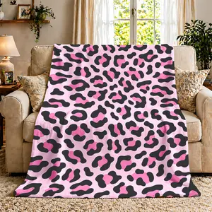 Pink Leopard Throw Blanket, Cute Cheetah Flannel Blanket, Soft Cozy Warm Throw, Girly Animal Print Design, Trendy Gift for Her Girlfriend, Aesthetic Bedroom Living Room Couch Decor ﻿