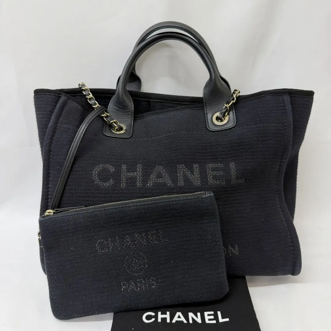 Pre-owned CHANEL Black Medium Deauville Canvas Tote Bag with Pouch (2023 Year)