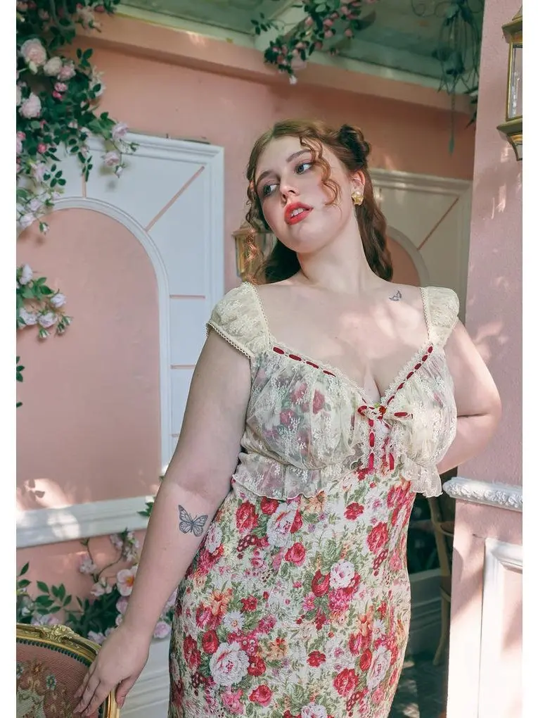 Curve & Plus The Blossom Of Wealth Dress