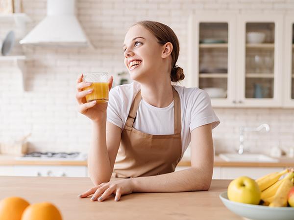 SUSTEAS Cold Press Juicer Large 5.3 Inch Feed Chute Juice Yield Up to 98% Easy to Clean with Two Filters for Whole Vegetables and Fruits