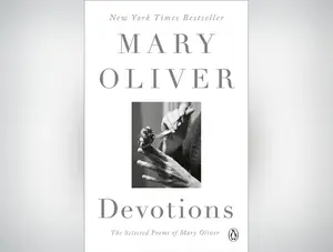 Devotions: A Read with Jenna Pick: The Selected Poems of Mary Oliver