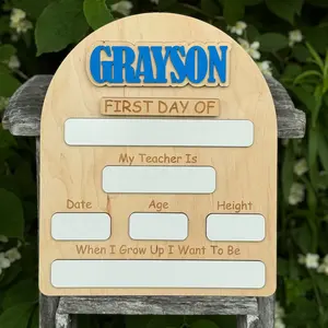 Personalized First Day of School Name Sign, Back to School memory, School milestone board, Gift for Kid, photo prop, kindergarten, Pre-K
