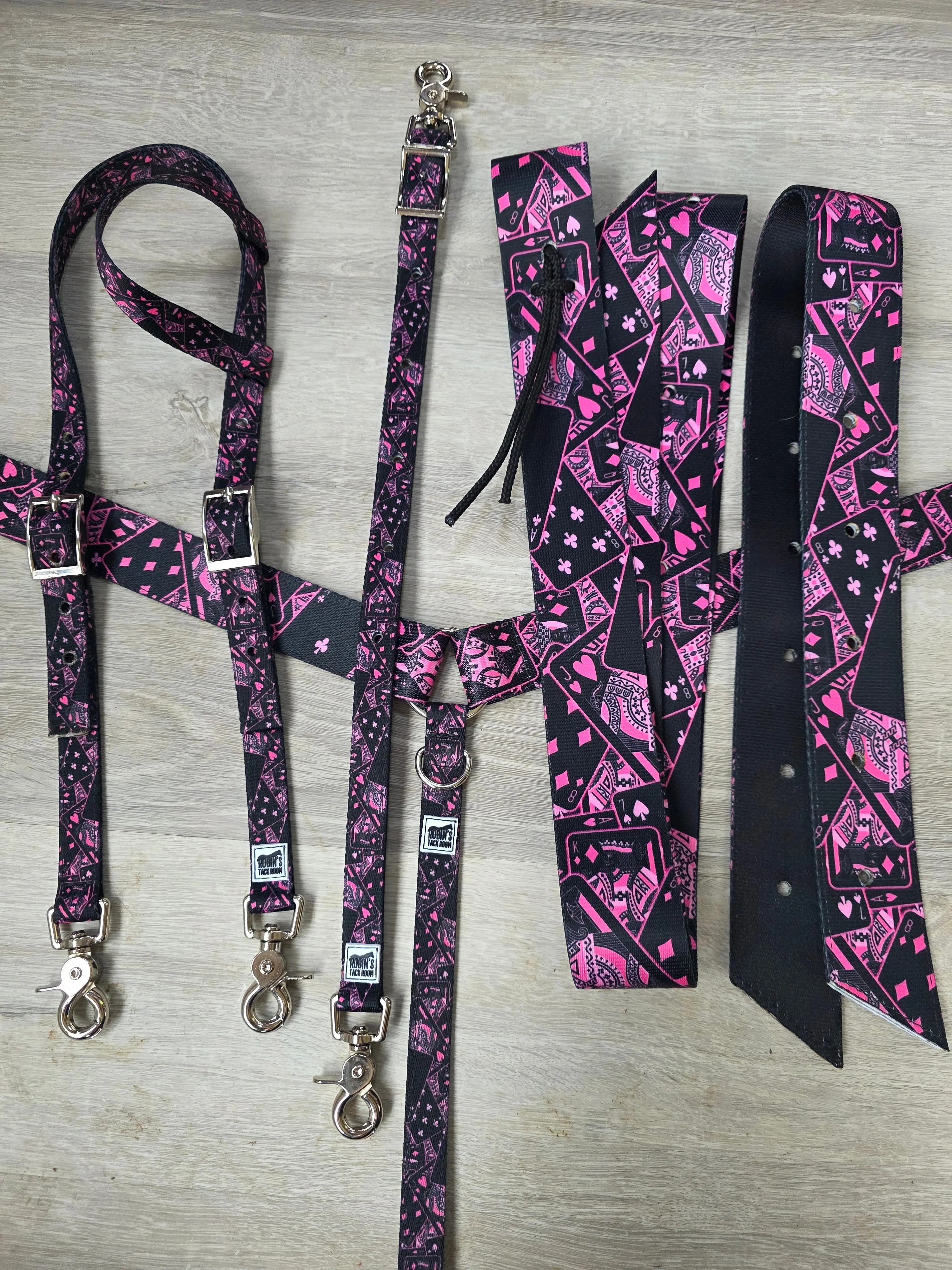 Neon cards tack set Neon cards tack set