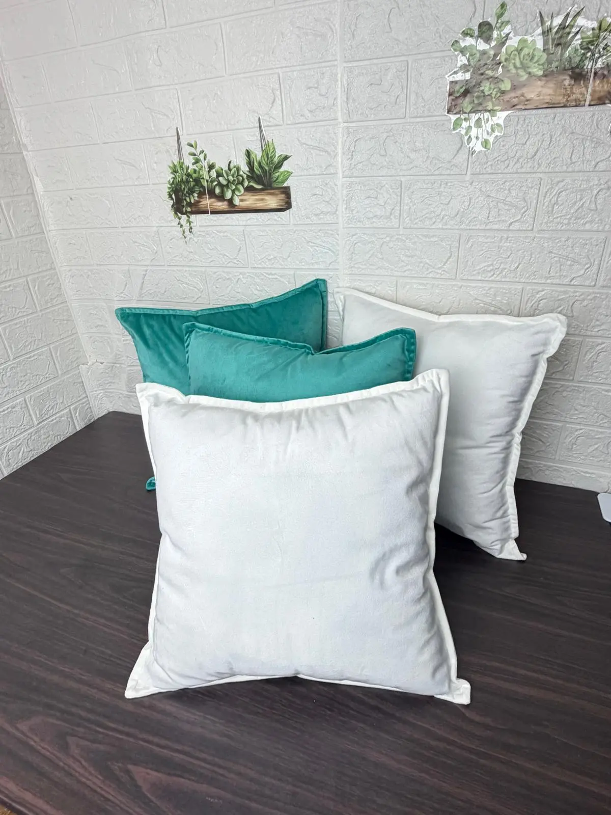 FSJfam Luxury Velvet Throw Pillow Covers Set of 2 & 4 (16x16, 18x18, 20x20) – Off White & Ocean Blue Decorative Cushion Covers