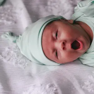 BAMBOO KNOT BEANIE- HoneyDew, Newborn Baby Soft Bamboo Hat