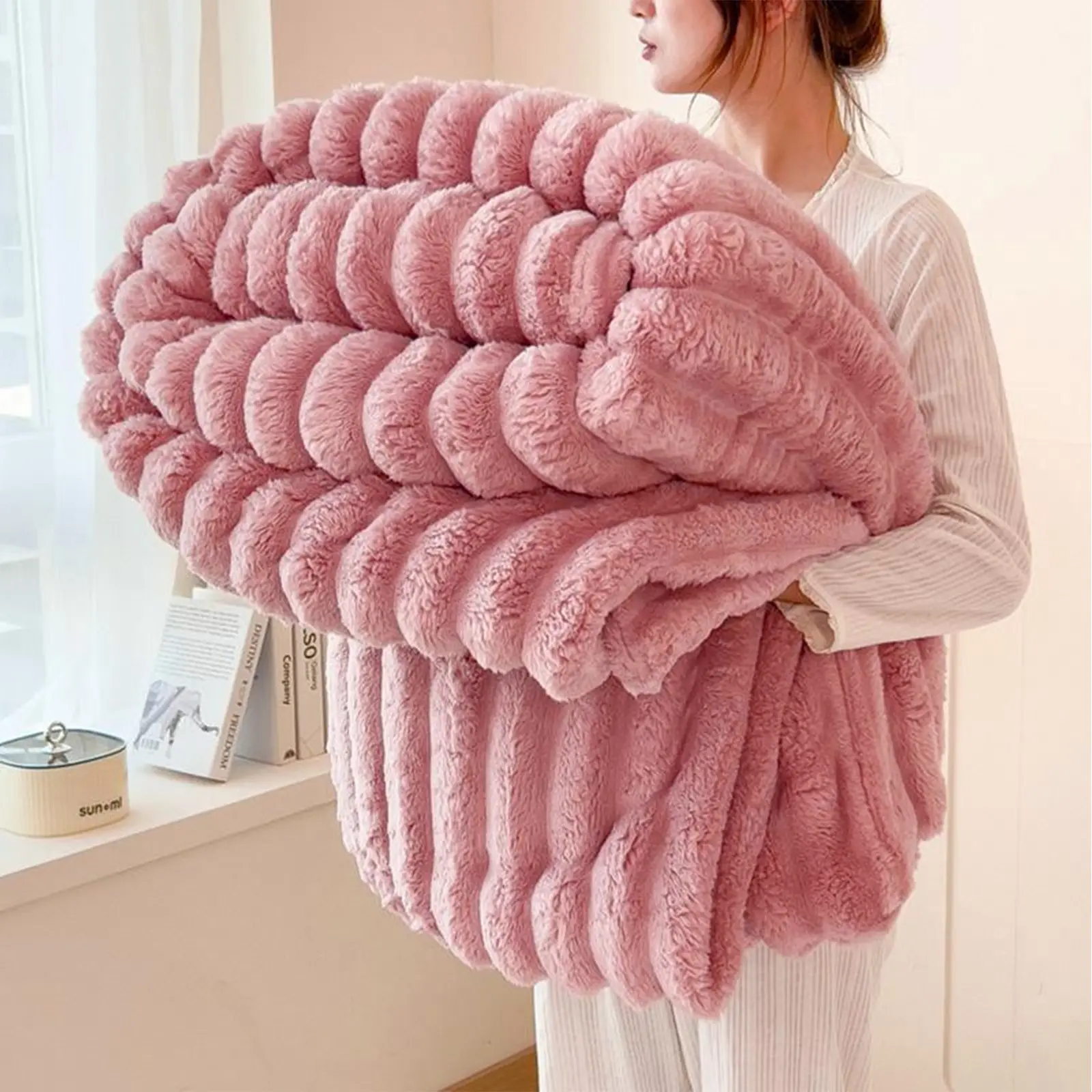 【Super Category】ROSEKIND Striped Blanket ,Anxiety Relief,Dupe- Ultra Soft Flannel Throw for Soft Girl Bedroom - Sensorial Immersion Blanket for All-Season Home Decor - High-Texture Cozy Nap Blanket for Couch & Travel , Ideal for Bed ,Home Bedroom Decor