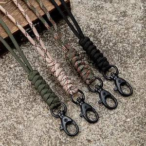 Outdoor Rock Climbing Keychain Handmade Braided Paracord Clip Buckle Keychains Tactical Survival Tool Carabiner Hook Cord
