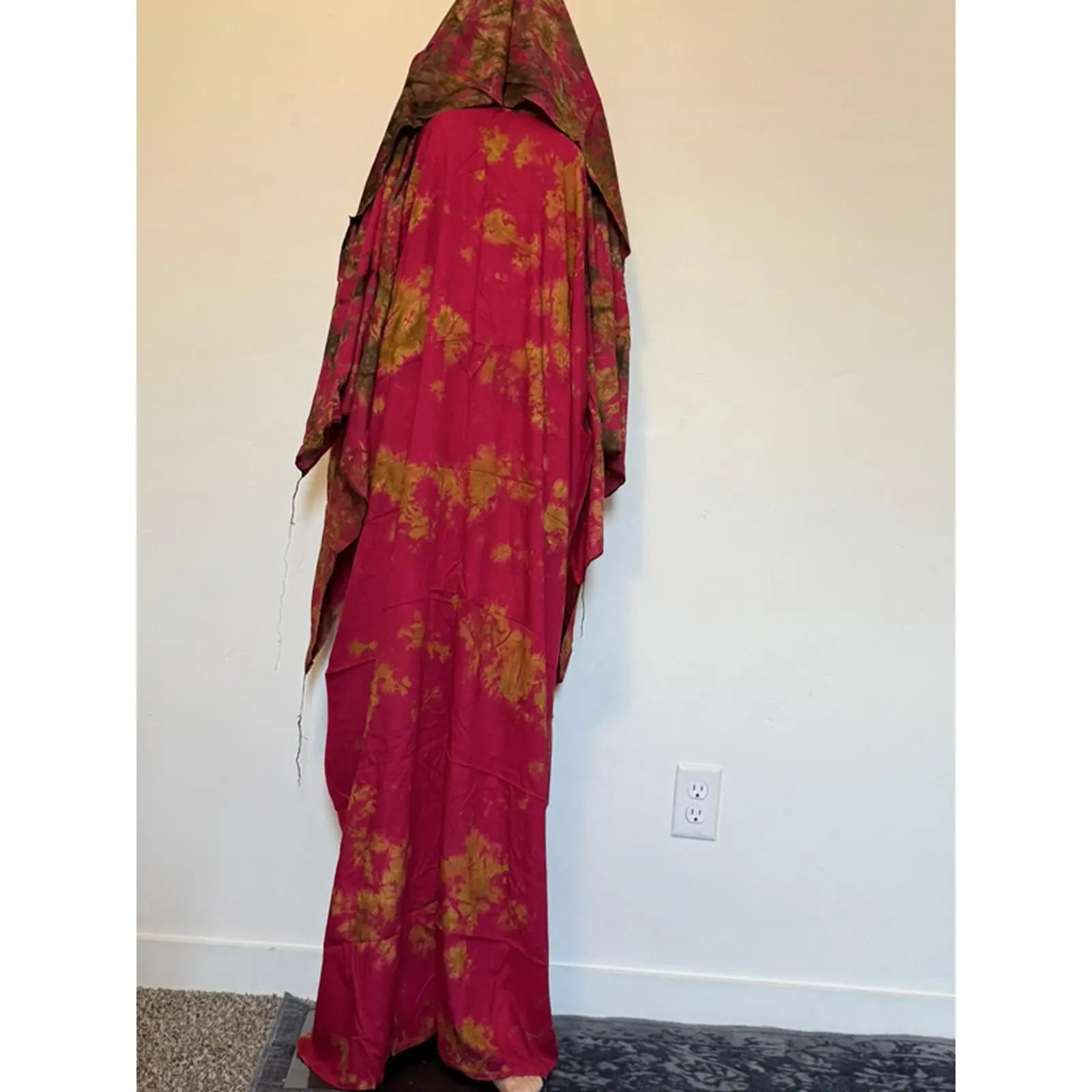 Karis Baati Set Dirac and Garbasaar - Red and Gold Floral Design