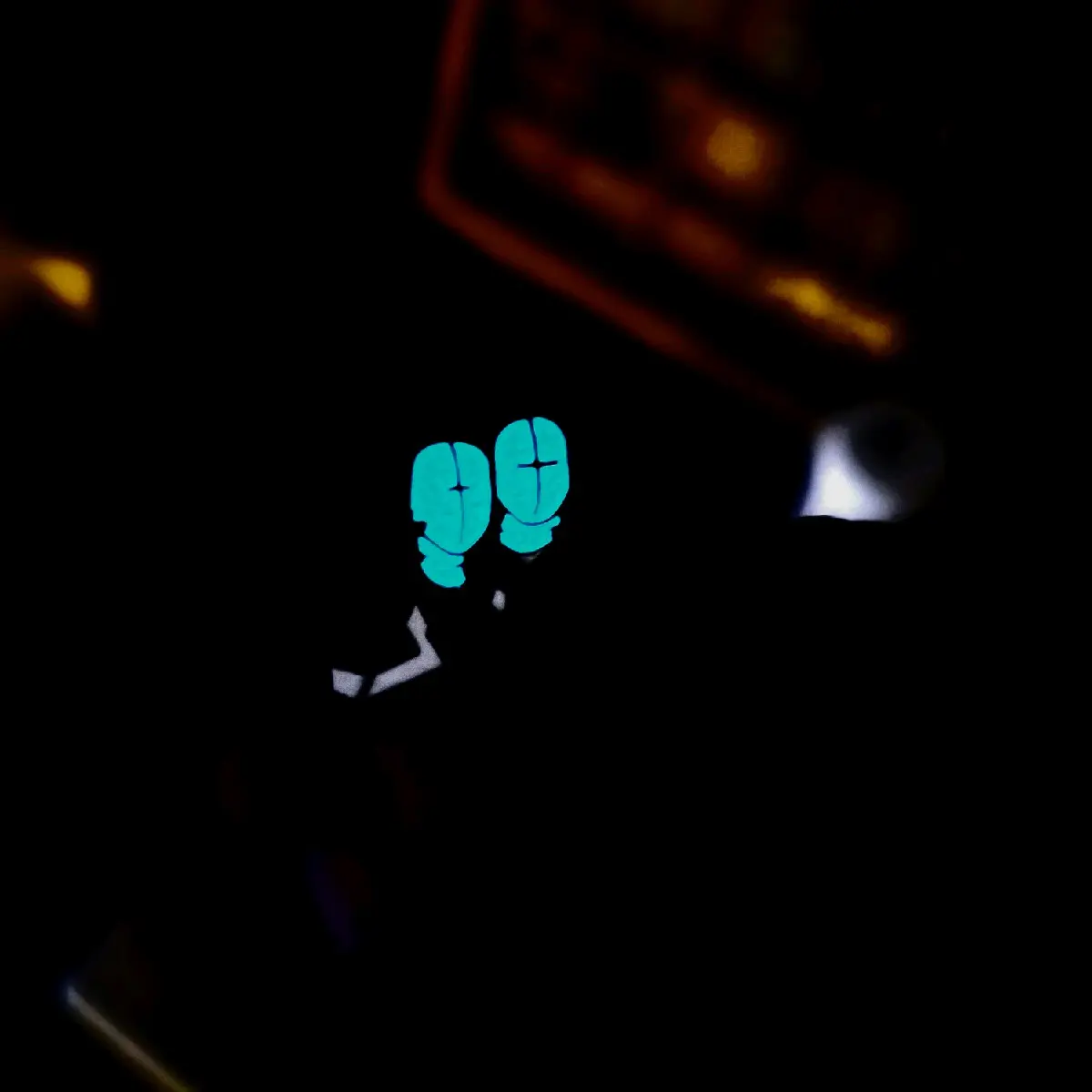 Belly glow in the dark pin Belly glow in the dark pin