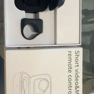 Xring Scrolling Ring Remote Control Scroller Page Turner,Bluetooth Selfie & Video Recording Remote,Music Control for iPhone,iPad,Android,Smartphone