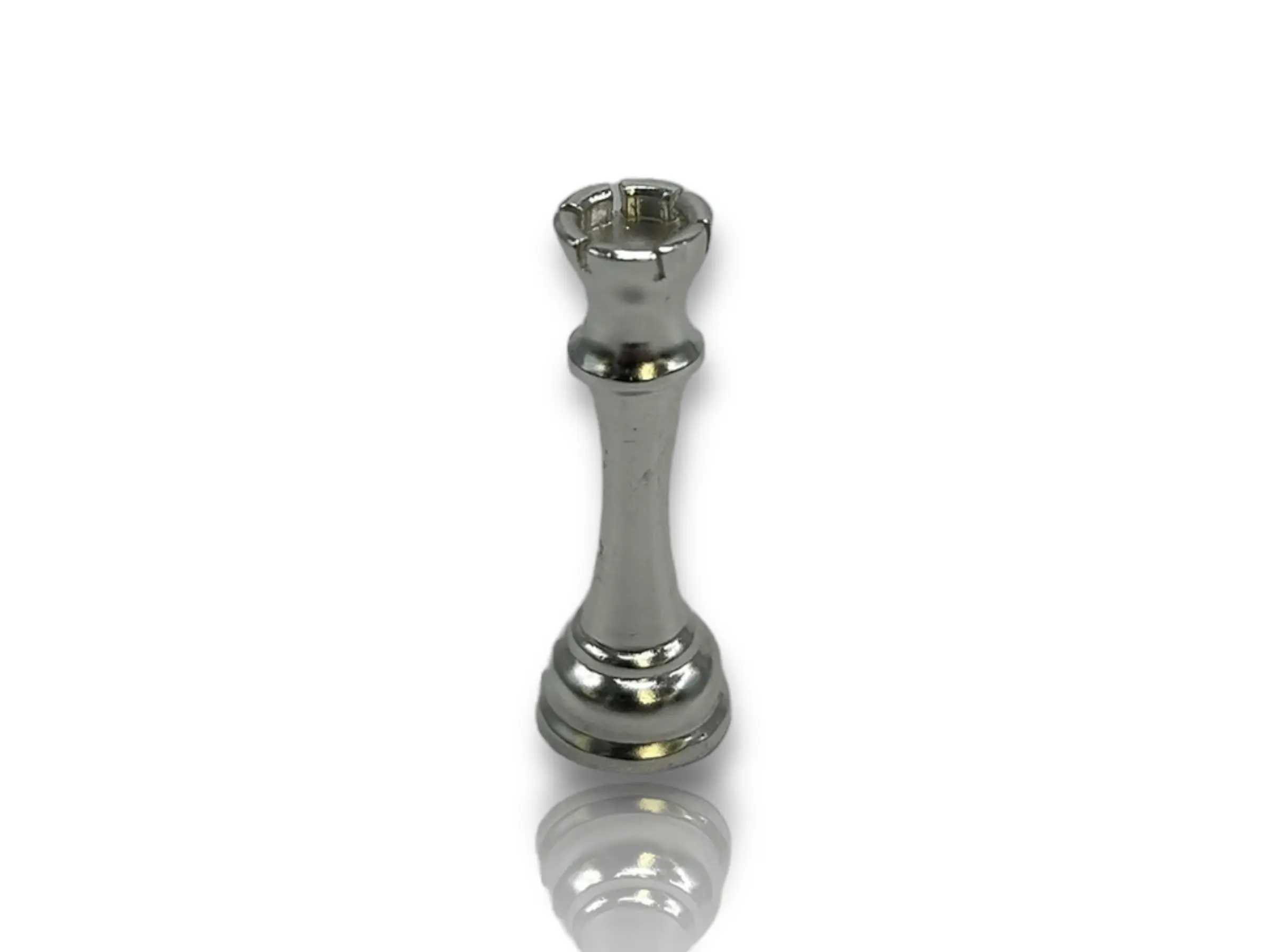 King Chess Piece – Hand-Poured Silver Collectible Statue (Made in USA)