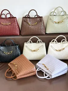 1pc Minimalist Handheld Crossbody Bag, Casual Shoulder Bag, Retro Woven PU Material with Magnetic Closure, Stylish Large Capacity Tote for Women, Perfect for Commute and Shopping