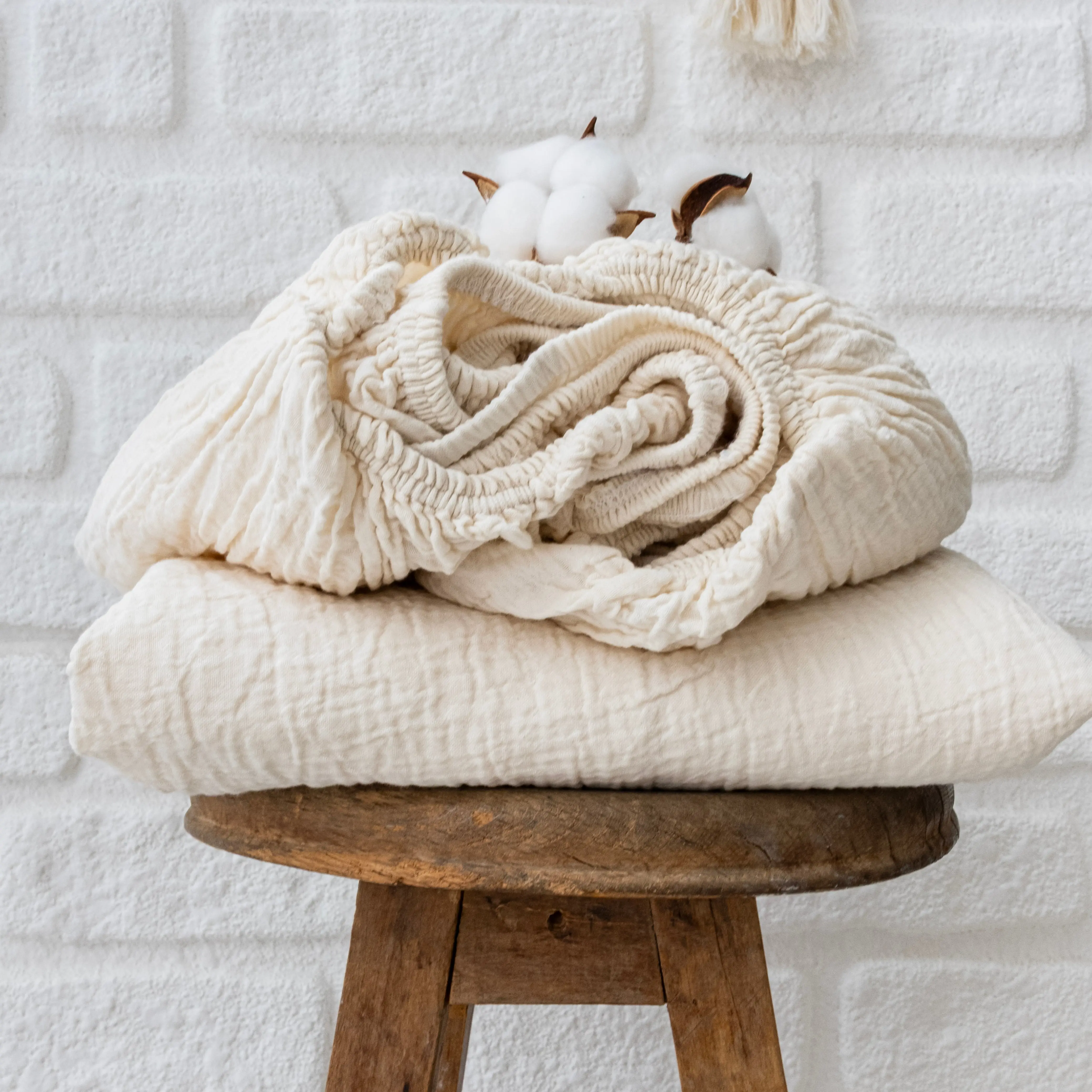 GOTS Certified Organic Muslin Fitted Sheet – Soft, Breathable, Hypoallergenic Bedding