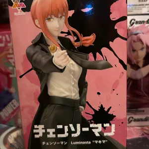 Anime figure Makima luminasta figure
