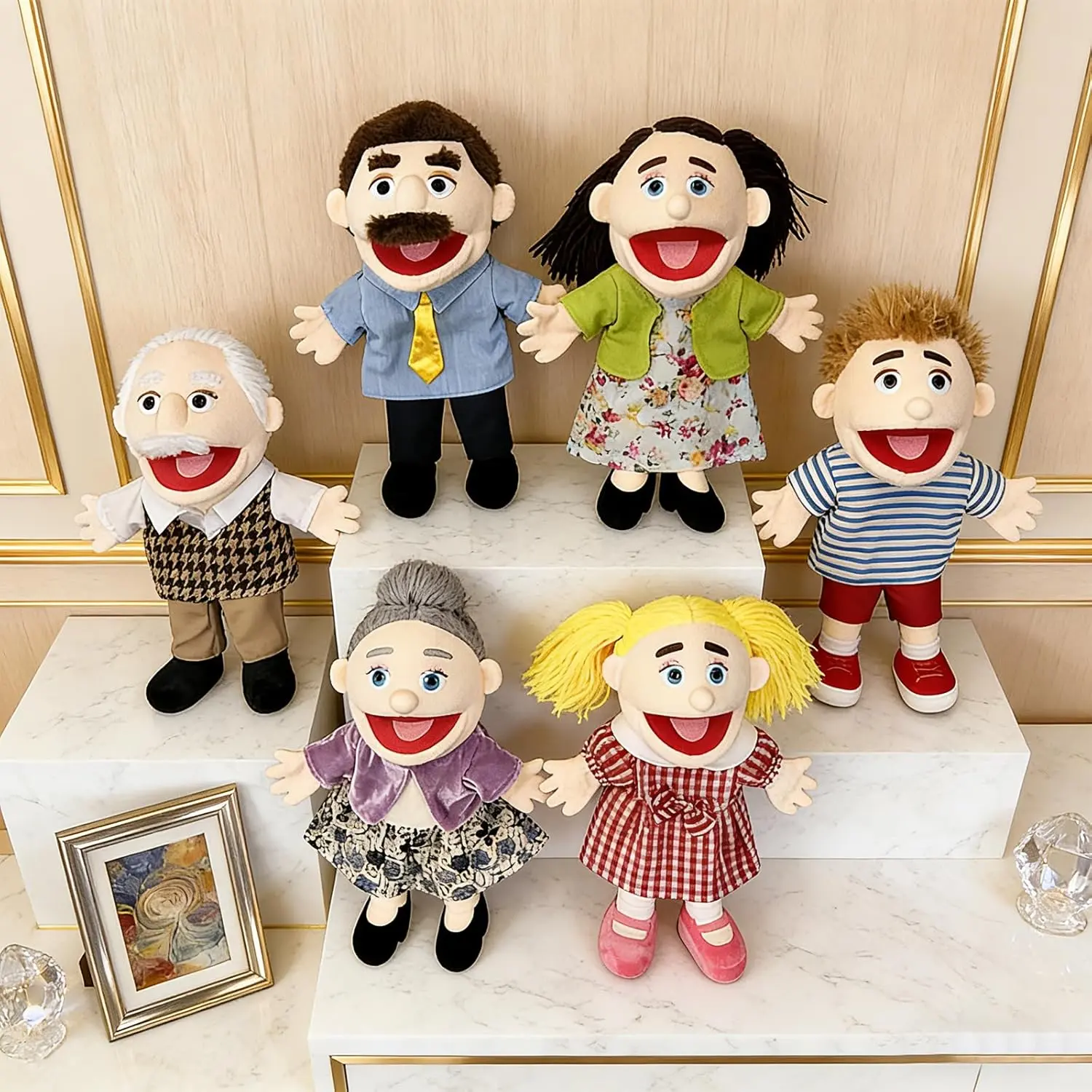 16-inch plush hand puppets of Grandpa, Grandma, Dad, Mom, Son, and Daughter, featuring movable mouths. Ideal for interactive role-playing during storytelling and teaching, suitable for classrooms, preschoolers, and as birthday gifts.