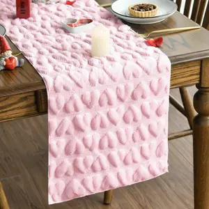 DIYDECTK Soft Plush Artificial Fur Heart-Shaped Valentine's Day Tablecloth, Seasonal Kitchen Dining Decor, 33.08 X 182.88 Cm