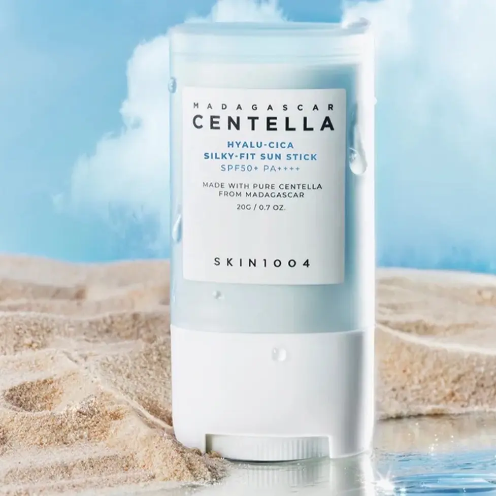 Madagascar Centella SKIN 1004 Hyalu-D W Cica Silky-Fit Sun Stick 20g - Hyaluronic Acid, Facial Compact, Moisturizing, Nourishing, UV Protection