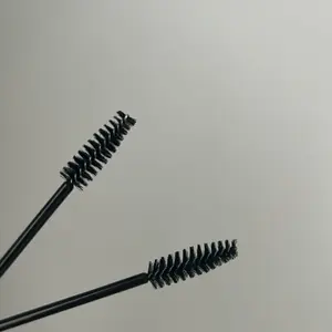 Lash brush