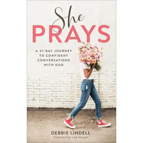 USED Book - She Prays: A 31-Day Journey to Confident Conversations with God by Lindell, Debbie (Paperback) - english