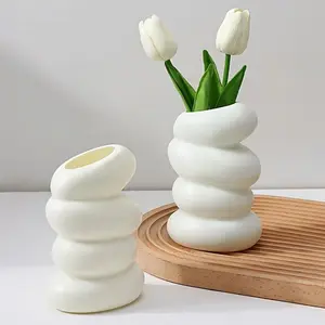 1pc Fashion Vase - Nordic Style, Suitable for Home and Kitchen Decoration