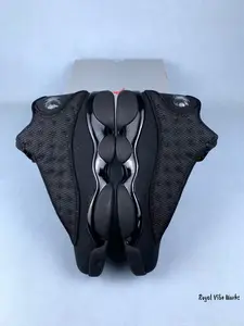 All-Black Holographic Cat-Eye Mid-Top Retro Basketball Shoes