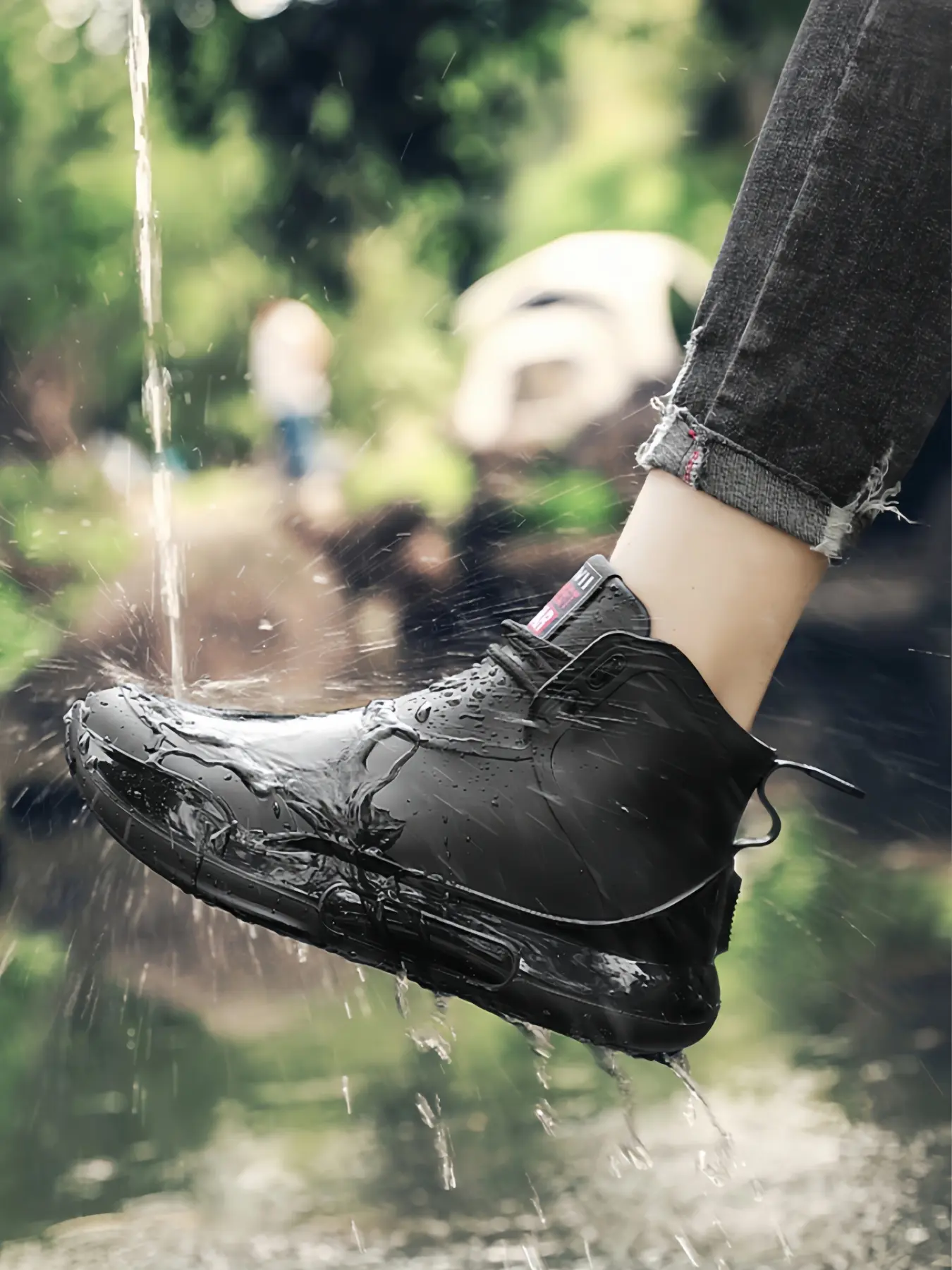 1 Pair of Unisex Casual Rain Boots: One-Piece Waterproof Upper, Anti-Slip & Wear-Resistant Outsole, Outdoor Practical Style, Waterproof Outdoor Footwear, Ideal for Men's Daily Commute in Rainy Season