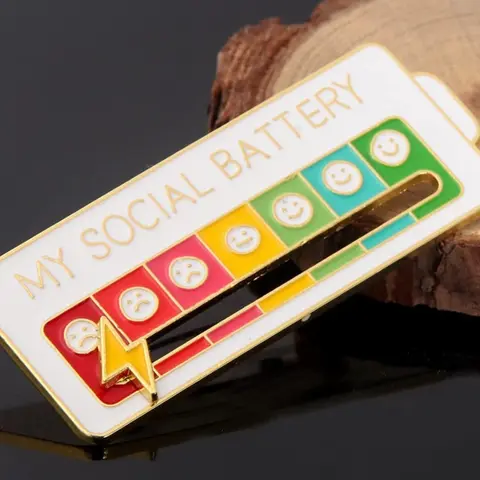 Cartoon Pattern My Social Battery Brooch, Letter Pattern Brooch, Slide Design Brooch, Emotion Management Badge, Back To School Clothe Accessories for Fall 2024
